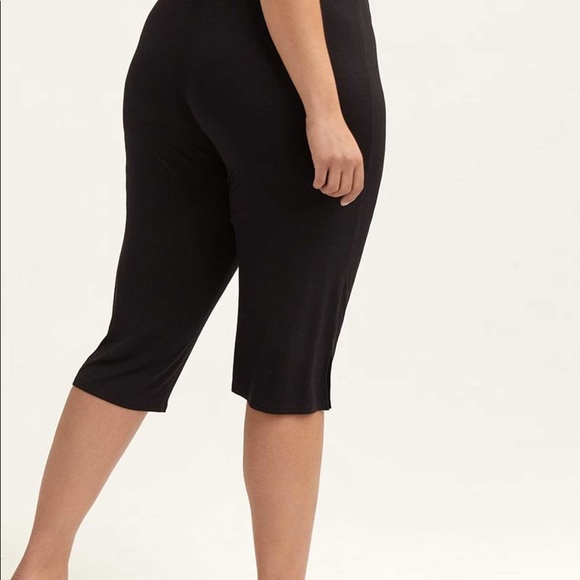 BLACK CAPRI PJ BOTTOMS - Picture 2 of 4